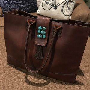 Large Two Bar West Tote